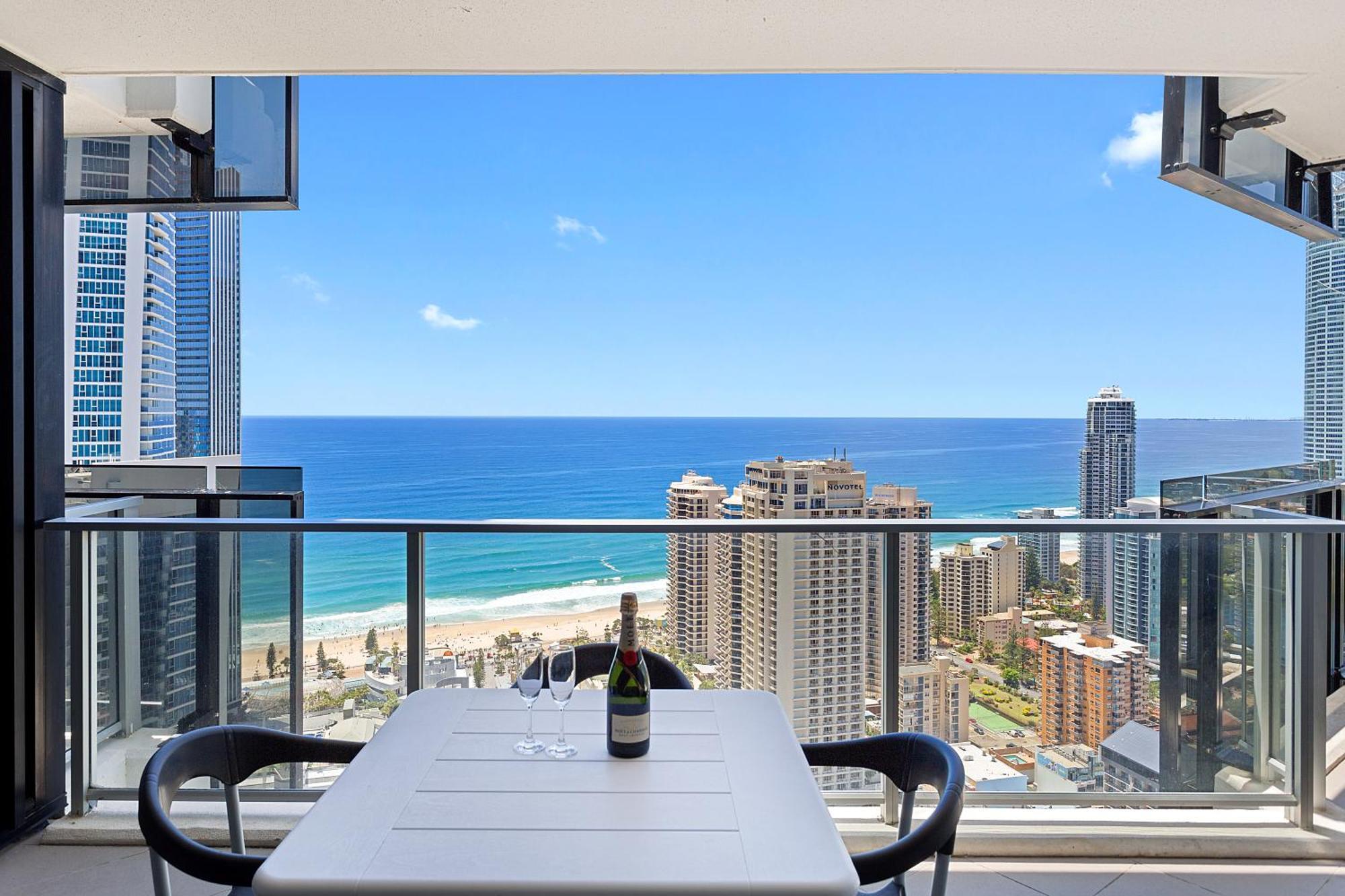 Holiday Holiday Circle On Cavill Apartments Gold Coast Szoba fotó