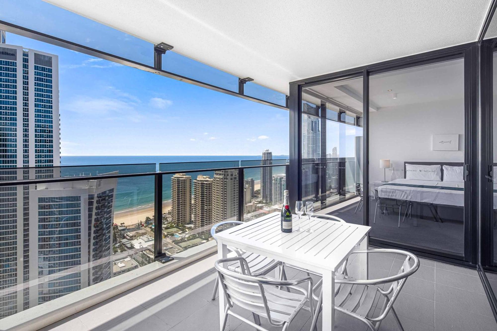 Holiday Holiday Circle On Cavill Apartments Gold Coast Szoba fotó